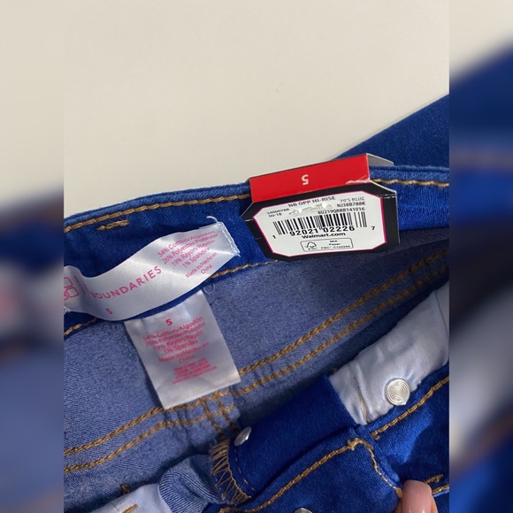 No Boundaries High Waisted Jeans - Picture 4 of 5